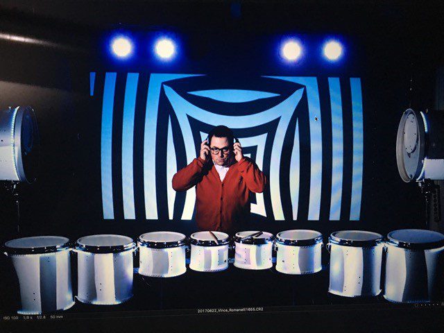 Alumnus Performs on “The Gong Show”
