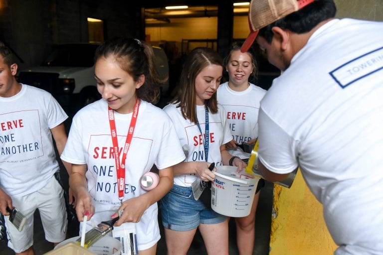 Belmont Sends Thousands of New Bruins into Nashville for Service