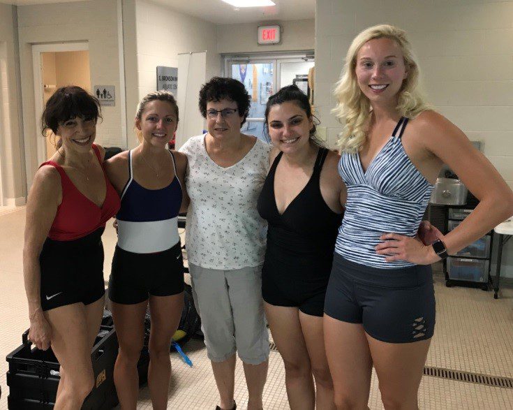 Belmont Physical Therapy Students Swim with the Dolphins