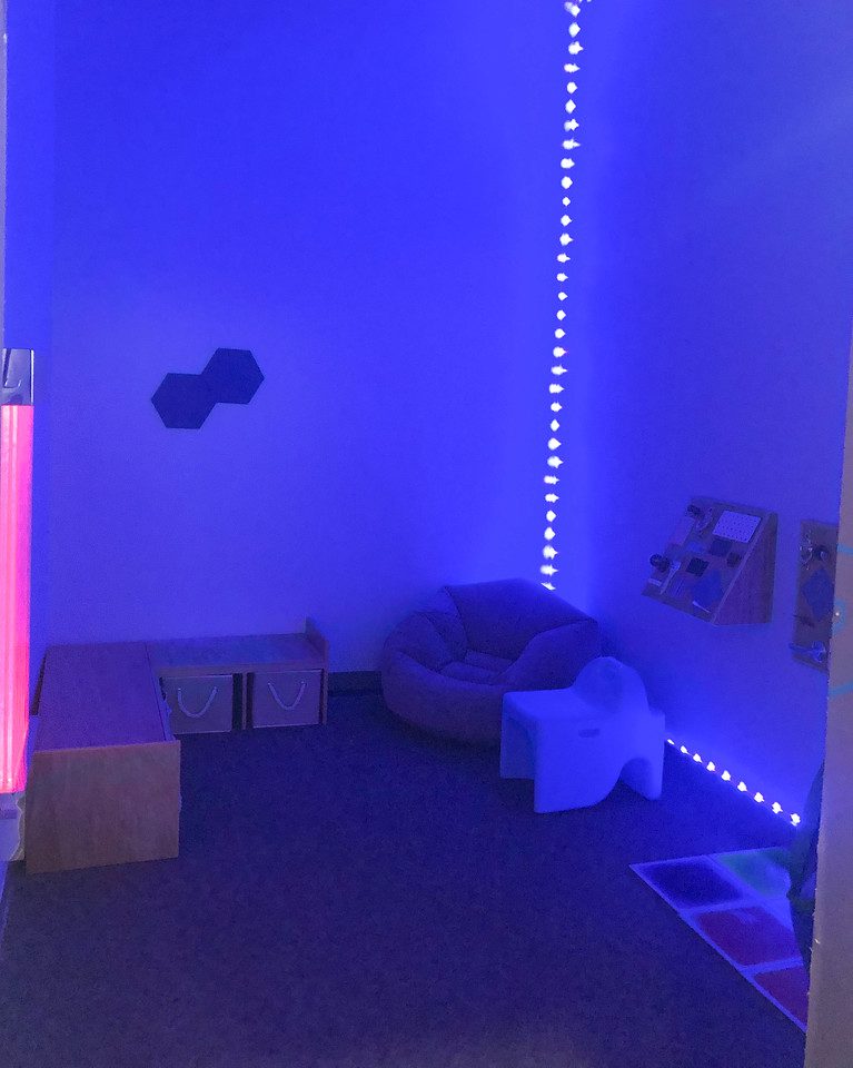 Students, Faculty Contribute to Inclusive ‘Chill Zone’ at The Discovery Center