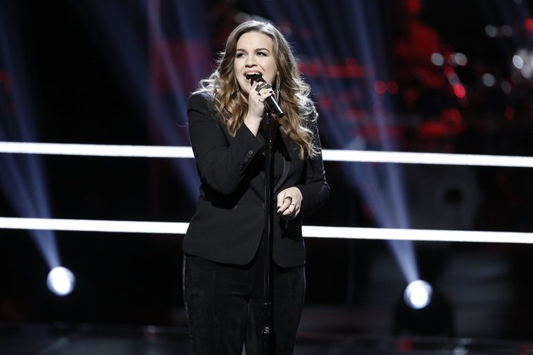 Alumna Basden Competes on “The Voice”