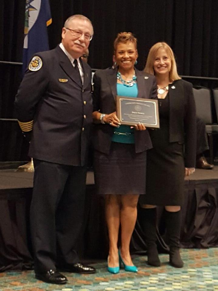 Searcy Receives Metro Community Service Award