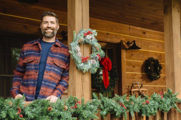 Alumnus, Multi-Platinum Artist Josh Turner to Host Nationally Broadcast ‘Christmas at Belmont’