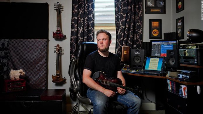 Pudenz in his home studio