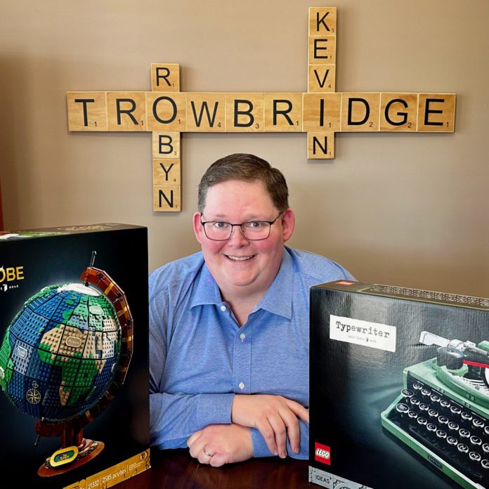 Trowbridge - with LEGO sets Kevin Trowbridge with Lego Sets